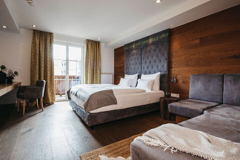 Doppelzimmer - Sonnhof Alpendorf - josalzburg-salzburgerland-skiamade-snowspacesalzburg-alpendorf-oesterreich-wellnessurlaub-urlaubzuzweit-adultsonly