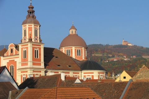 Kirche und Schloss Pöllau