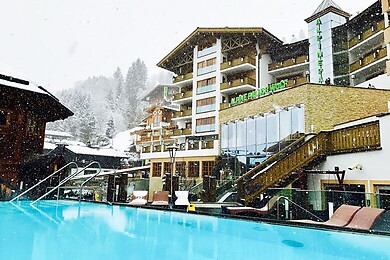 Hotel Alpine Palace
