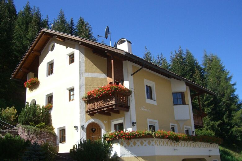 Apartments Mauriz