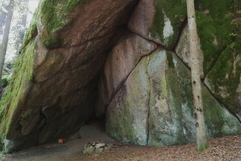 Diebstein und Diebsteinhöhle