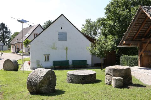 Mühlsteinmuseum Steinbrecherhaus