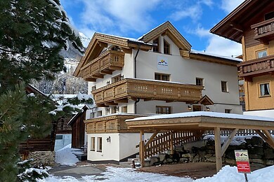 Alpine Lodge Sölden