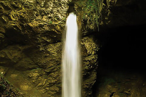 Grotte et Cascade de Seythenex