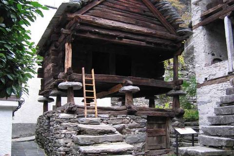 Moghegno