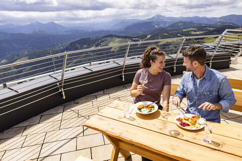 Verpflegung und Unterkunft