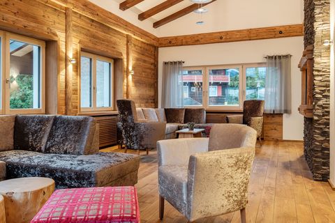 Loungebereich im Bergchalet Baad