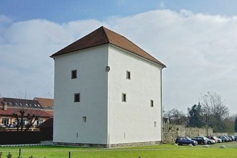 Der Grasl-Turm