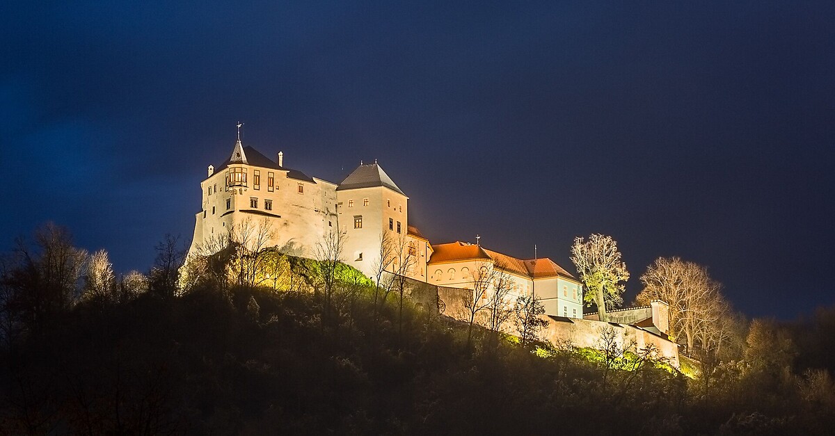 Stredné Slovensko hrad Slovenská Ľupča BERGFEX Wanderung Tour