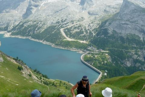 Wandern in der Region Marmolada