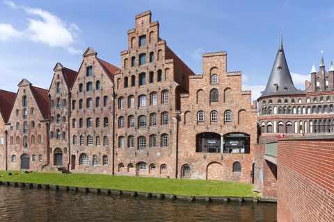 Salzspeicher mit Holstentor zu L