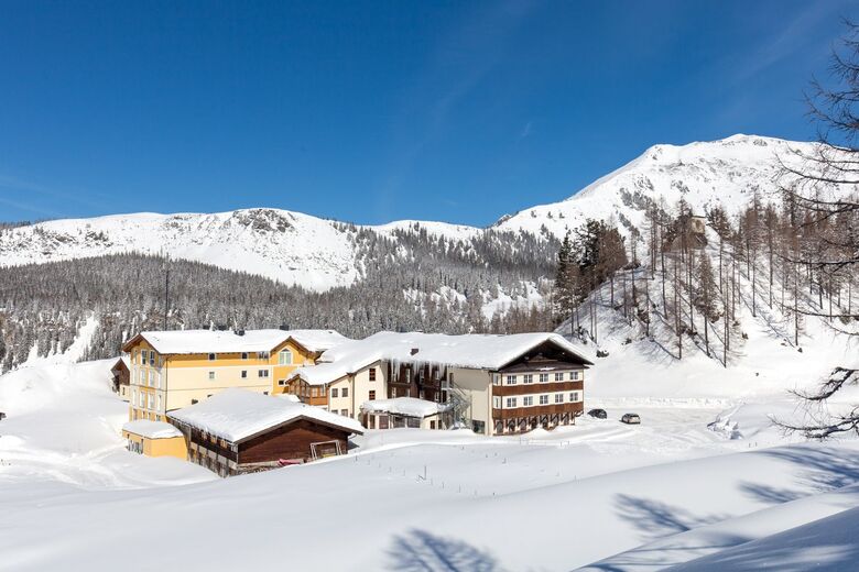 Jugendhotel Felseralm