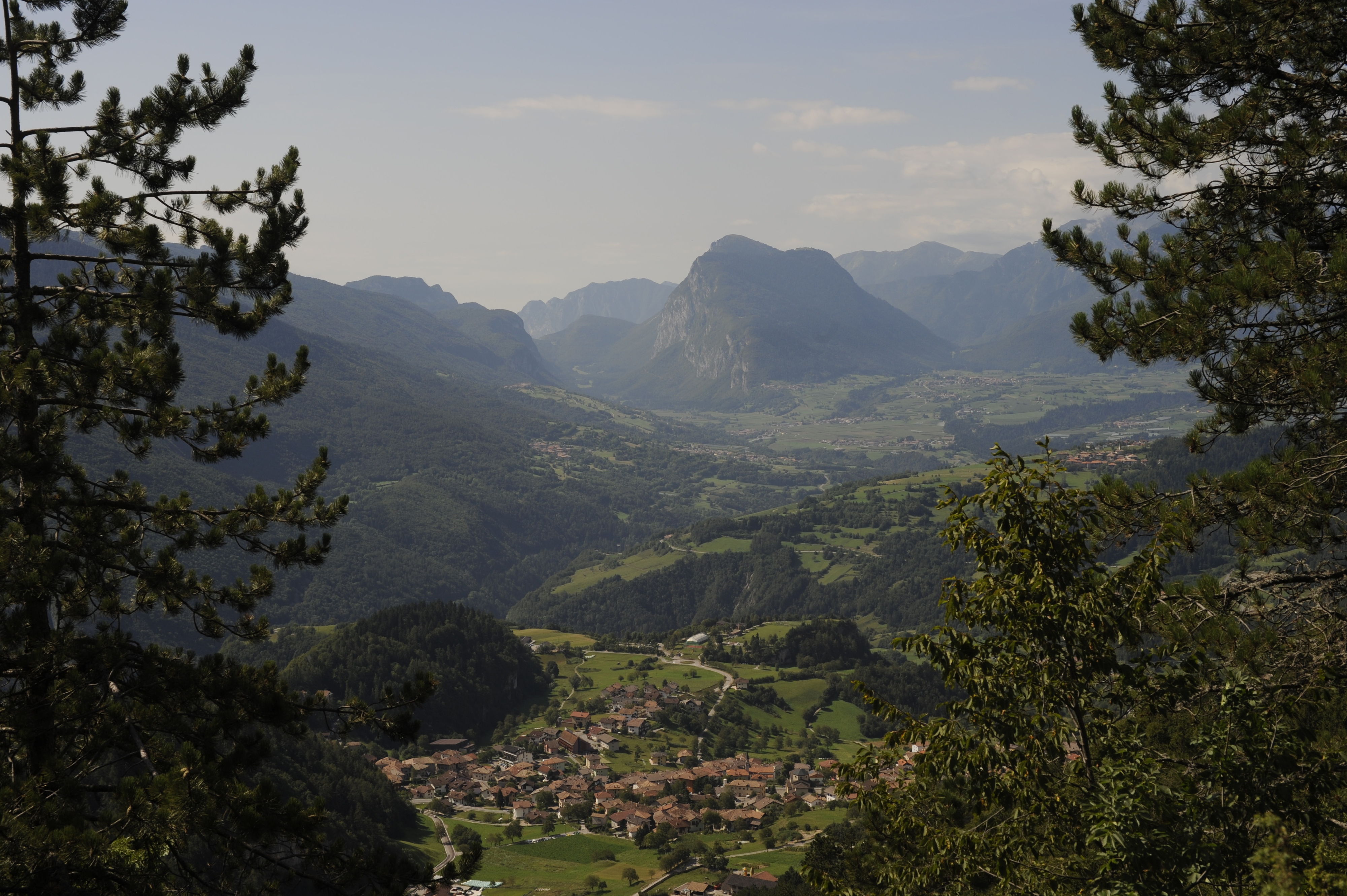 BERGFEX: San Lorenzo in Banale: Urlaub San Lorenzo in Banale - Reisen ...