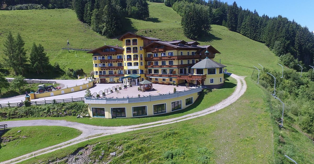 Hotel Gut Raunerhof: Hotel / Ferienwohnung Pichl Bei Schladming ...