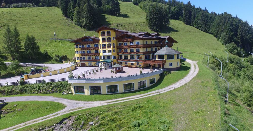 Hotel Gut Raunerhof: Hotel / Ferienwohnung Pichl Bei Schladming ...