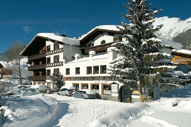 Hotel Alpina