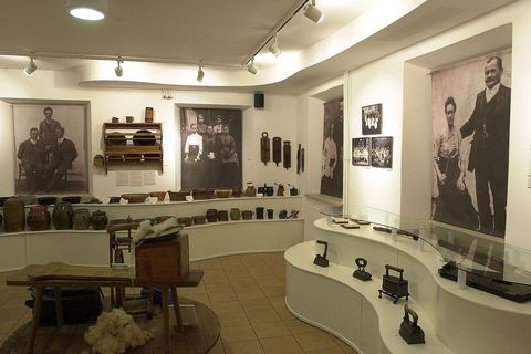 Etnološka zbirka Črna na Koroškem