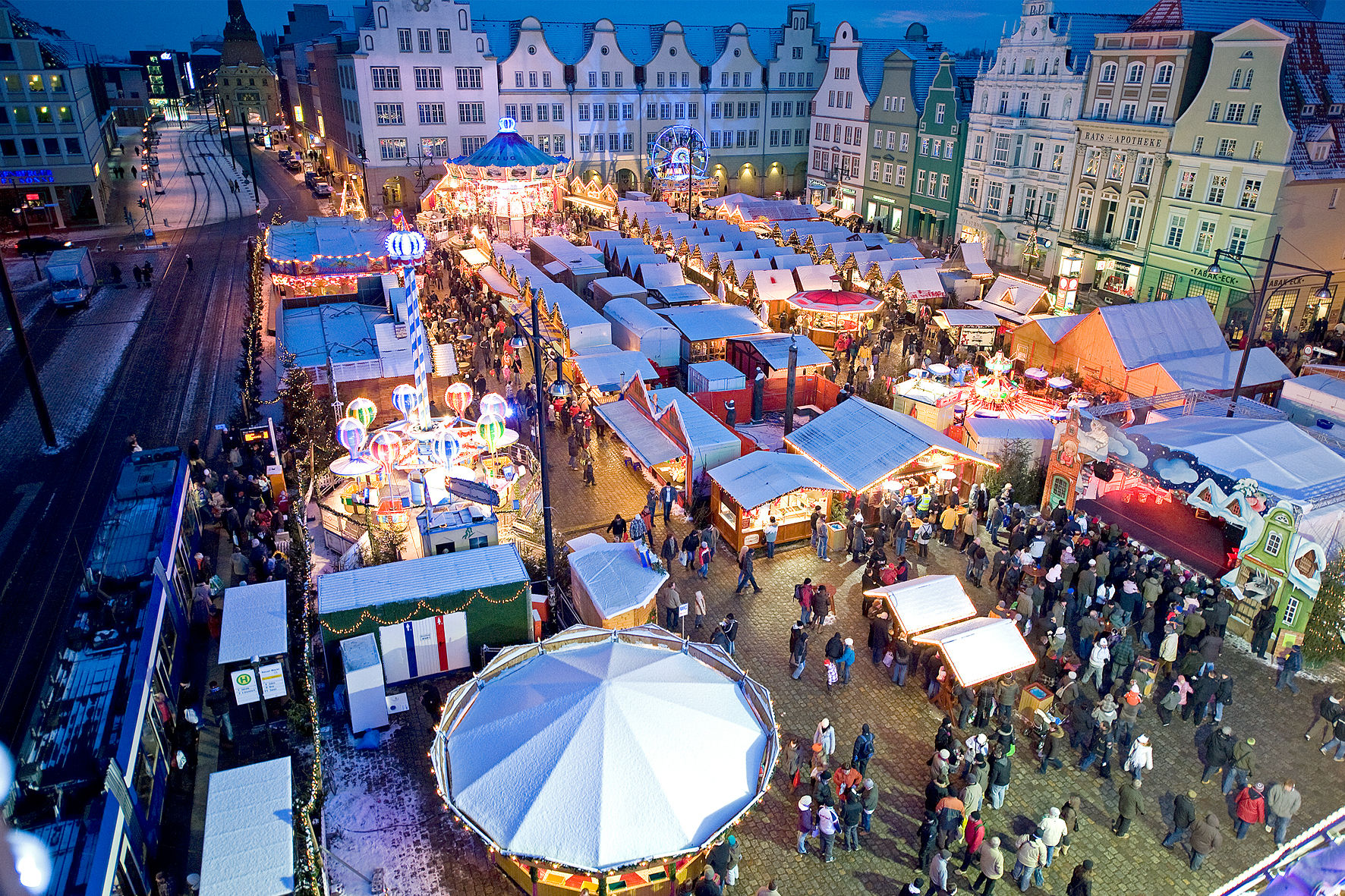 BERGFEX-Sehenswürdigkeiten - Rostocker Weihnachtsmarkt - Rostock / Warnemünde - Ausflugsziel 