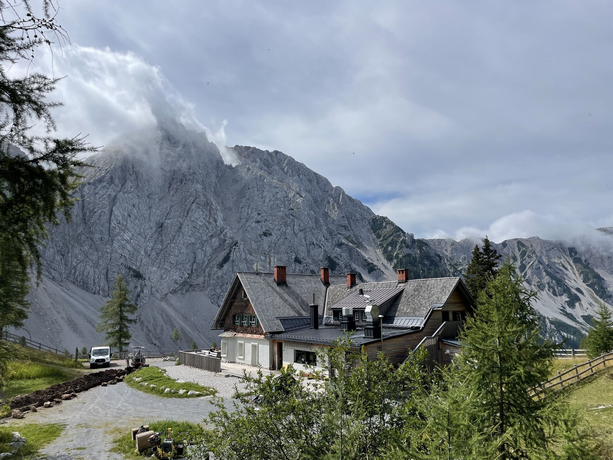 Klagenfurter Hütte Ab Bodental / Bodenbauer über Märchenwiese Und ...