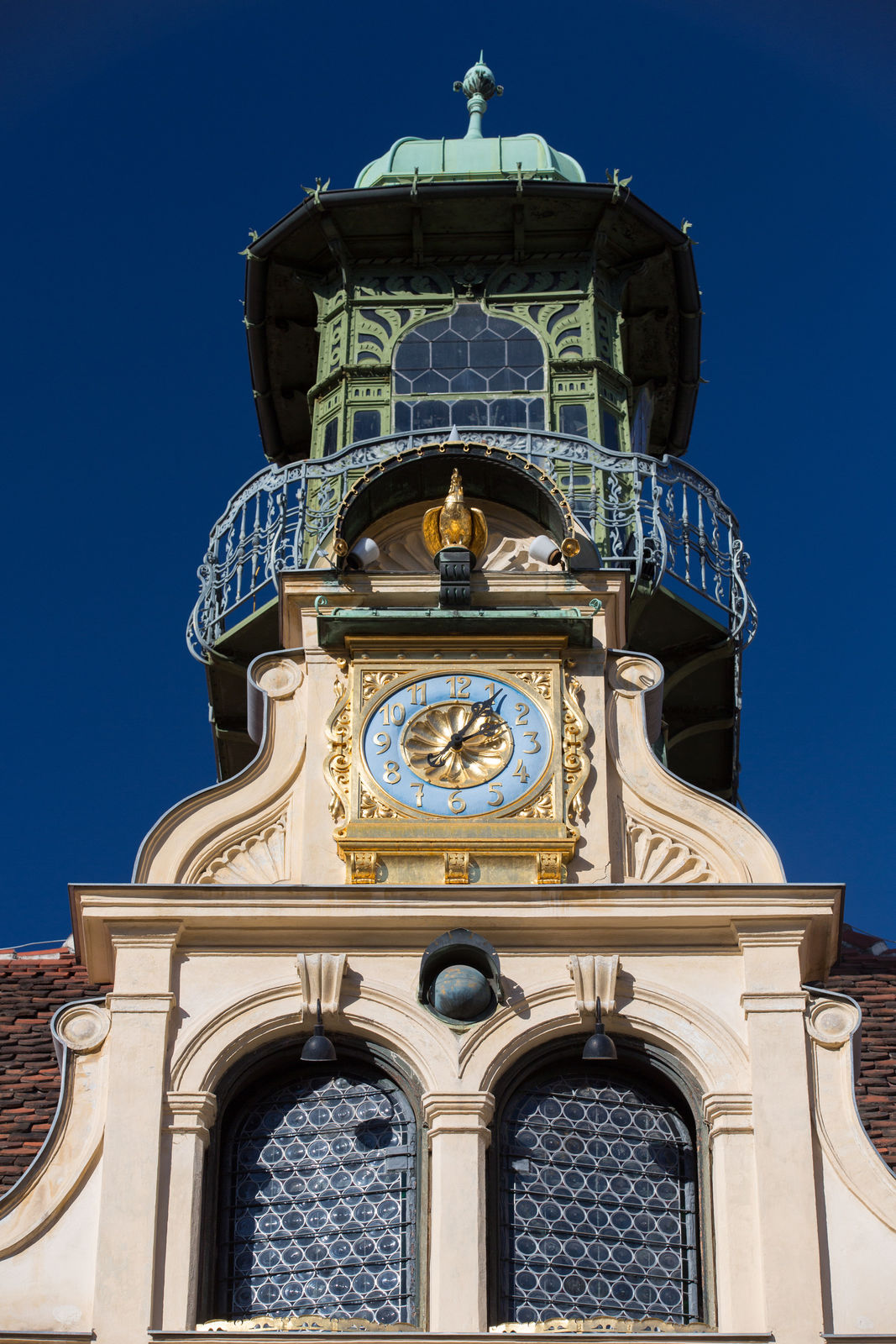 BERGFEXSehenswürdigkeiten Glockenspiel am Glockenspielplatz Graz