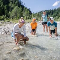 Trailrunning in der Region Seefeld - Abkühlung an der Leutascher Ache - Gaistal.jpg