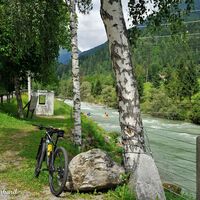 Immer wieder kann man auch anderen Sportlern zusehen. Die Möll ein Eldorado auch für Kanufahrer.