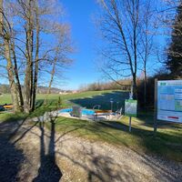 Start der Schelmenheider Runde an der Kneippanlage Eldern