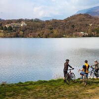 IVREA – Lago Sirio, Blick auf Montalto Dora