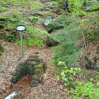 Wilhelmsbrünnel am Trifelsblickweg