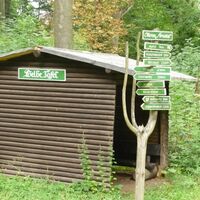 Wanderkreuzung Gelbe Tafel