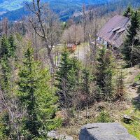 Blick zur Nebelsteinhütte und Aufstiegsweg
