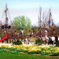 Seilzirkus an der Mittelhegge im Flora-Westfalica-Park Rheda-Wiedenbrück