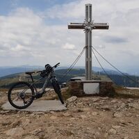 Stuhleck Gipfelkreuz (1782m)