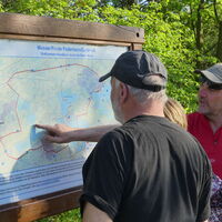 Infotafel am Dorfplatz