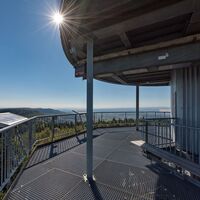 Merishausen_Hagenturm_Sonne_Wald_Herbst