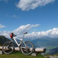 Rast an der Häuslalm mit beeindruckendem Ausblick