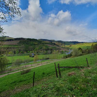 Blick auf die Lenne und in Richtung des Hawerlandes