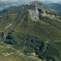 Wanderweg vorbei am Riedboda und im Aufstieg zum Tomülpass