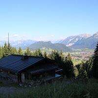 Ausblick von der Hündeleskopfhütte auf Pfronten