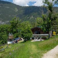 Berghütte Ropferstubm am Wanderweg