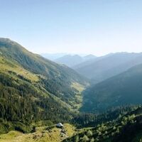 Rotwandalm mit Blick aufs Windautal