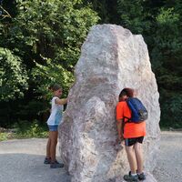 Summstein am Erlebnisrastplatz