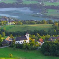 Ortschaft Rupertiberg mit der Kirche