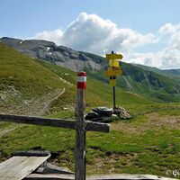 Vom Göritzertörl (2458m) kann man auch einen Abstecher Erzweg zum Waschgang machen, einem Relikt aus der Zeit des Goldabbaus. Der Gipfel des Mohar (2605) liegt noch 150 m höher!