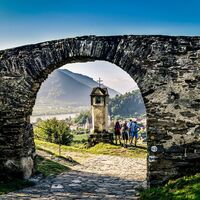 Rotes Tor in Spitz