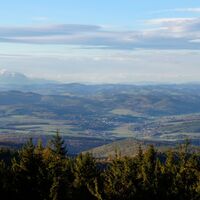 Panorama aus Írottkő-kilátó (Geschriebenstein-Aussichtsturm)