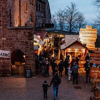 Historischer Weihnachtsmarkt auf der Wartburg bei Eisenach