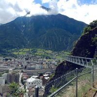 Südrampe oberhalb des Gardemuseums mit Sicht auf Brig