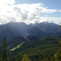 Blick in die Steiner Alpen - mittig im Bild der Gipfel Brana