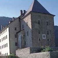 Burg in Ried im Oberinntal.